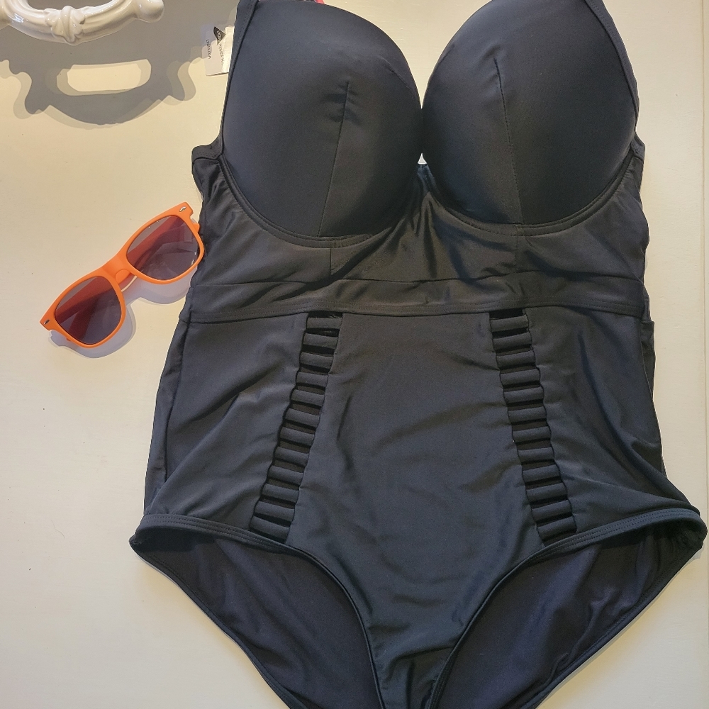NWT US 34 G Swimwear by Curvy Kate